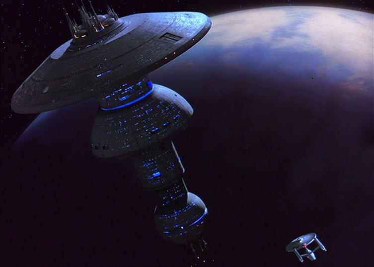 File:USS Enterprise approaches the Earth Spacedock.jpg